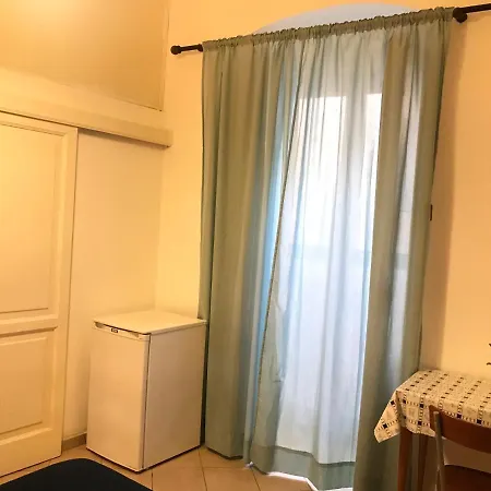 Clorinda - Immobilevante Bed & Breakfast Ponza