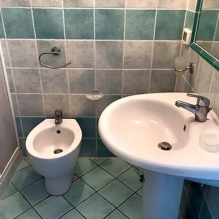 Clorinda - Immobilevante Oda ve Kahvaltı Ponza