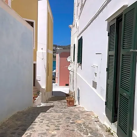 Oda ve Kahvaltı Clorinda - Immobilevante Ponza