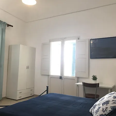 Clorinda - Immobilevante 住宿加早餐酒店 蓬扎