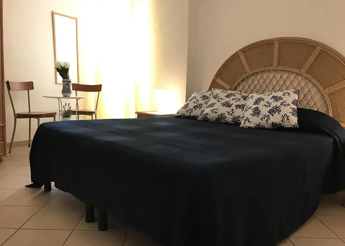 Clorinda - Immobilevante 3*