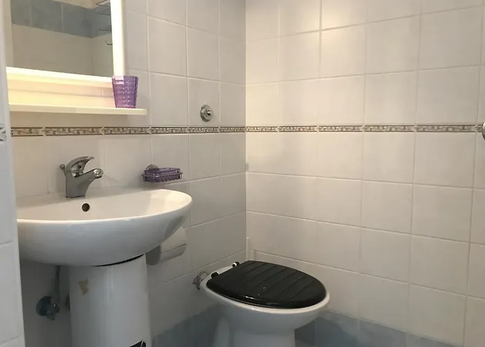 Clorinda - Immobilevante 3* Понца